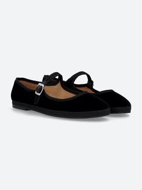 ME TOO SHOES Glossy Velvet Mary Jane